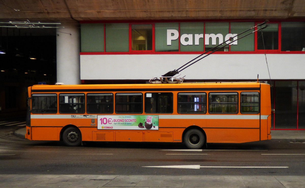 Parma, Menarini Monocar F201/2 LU-TIBB № 040