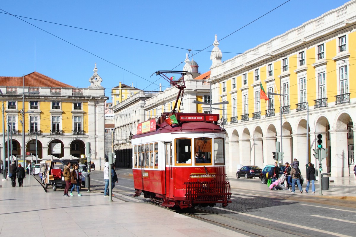 Lissabon, Carris 2-axle motorcar (Remodelado) # 7