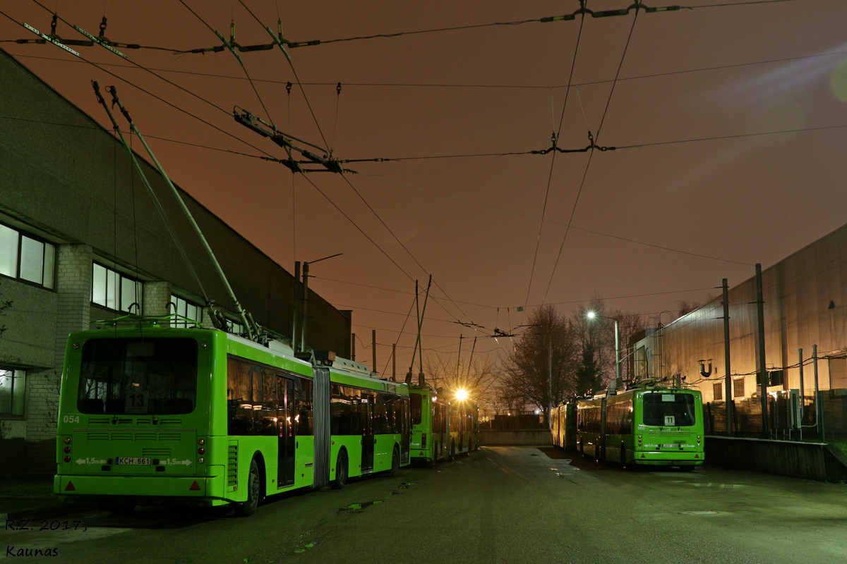 Kaunas, Berkhof Premier AT18 Nr. 054; Kaunas — Trolleybus depot