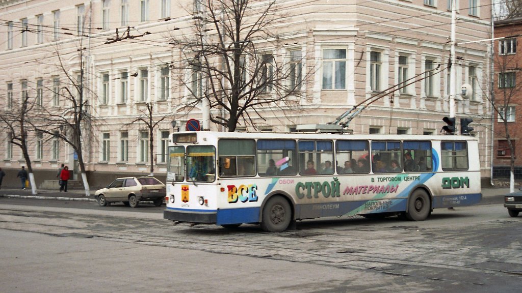 Shakhty, VMZ-100 # 16; Shakhty — Shakhty trolleybus at the turn of the XX and XXI centuries (2000 — 2001)