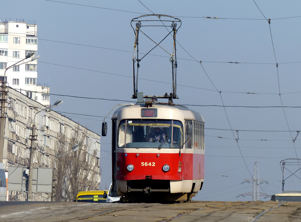 Kyiv, Tatra T3SUCS № 5642