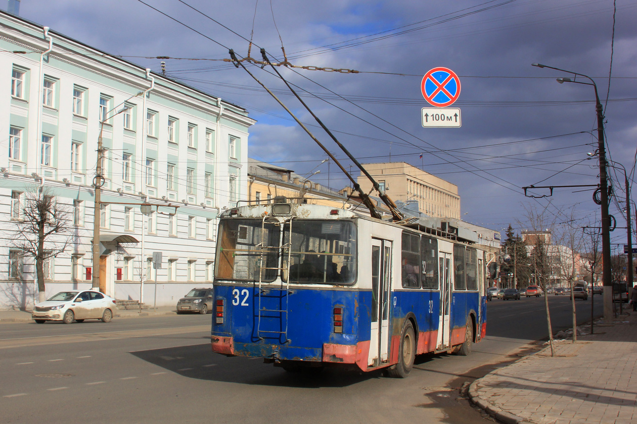 Тверь, ВЗТМ-5284 № 32; Тверь — Троллейбусные линии: Центральный район