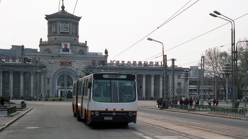 Пхеньян, Chollima 90 № 132; Пхеньян — Исторические фотографии — Трамвай и Троллейбус (1991+)