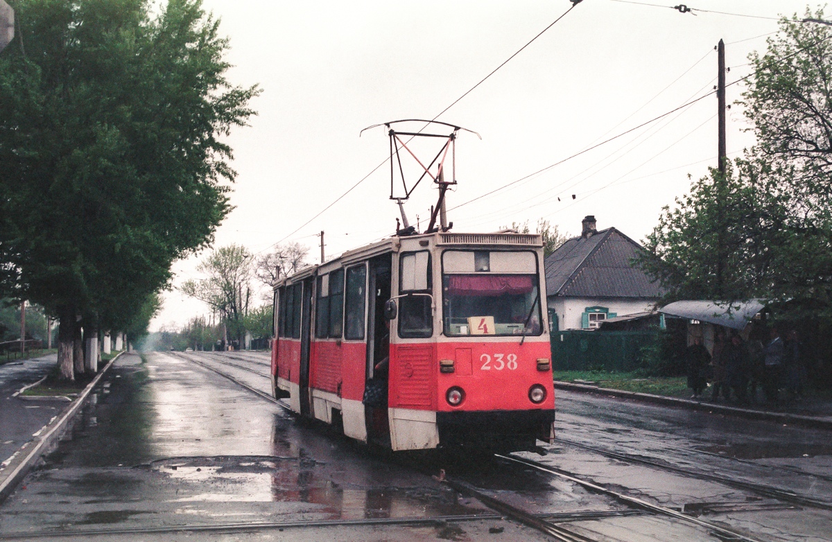 Makiivka, 71-605A nr. 238; Makiivka — Photos by Stefan Spengler — 30.04.1999