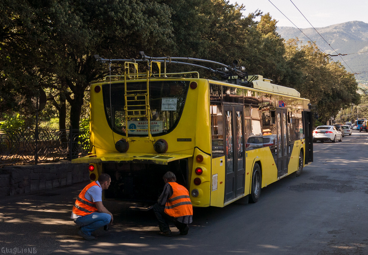 Trolleybus de Crimée, VMZ-5298.01 “Avangard” N°. 6351