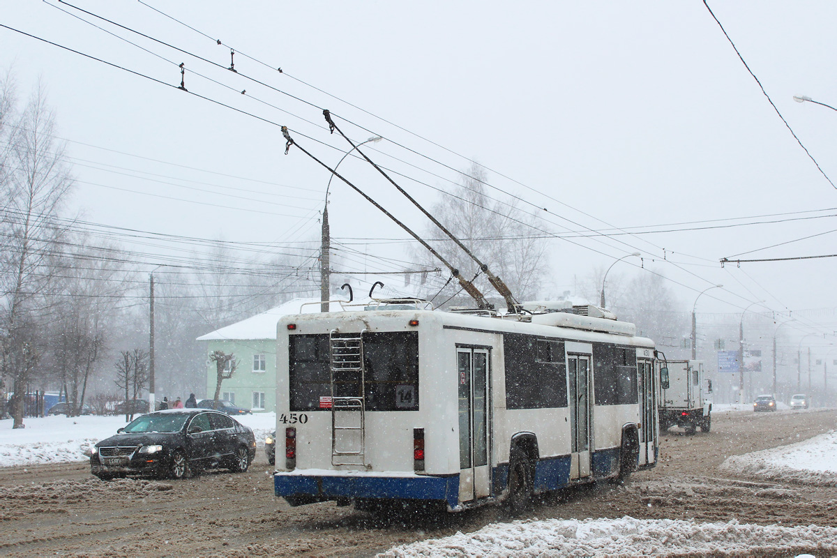 Kirov, BTZ-52764R № 450