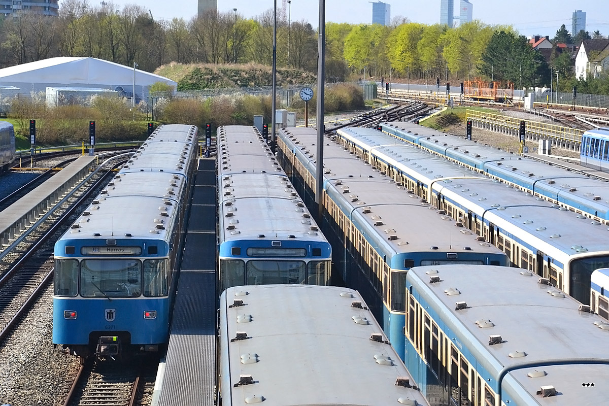 München, WMD A2.6 — 6371; München — U-Bahn — Miscellaneous photos