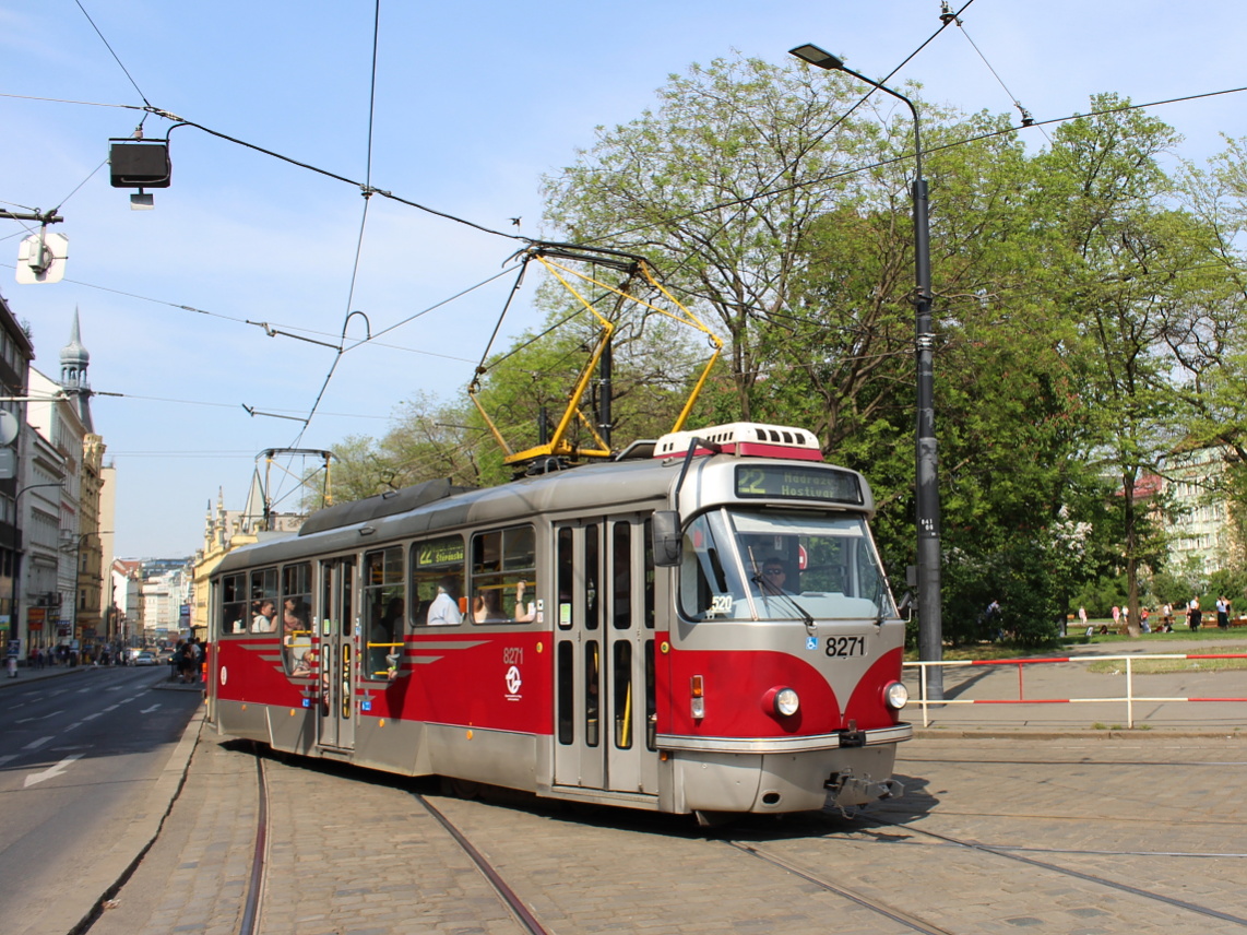 Prague, Tatra T3R.PLF N°. 8271