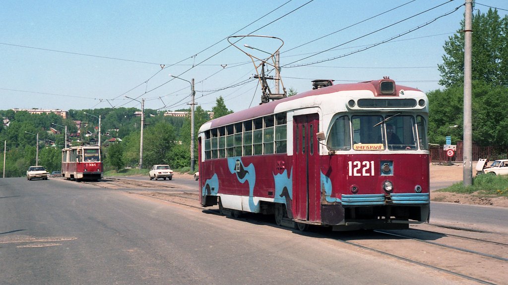 Novosibirsk, RVZ-6M2 č. 1221