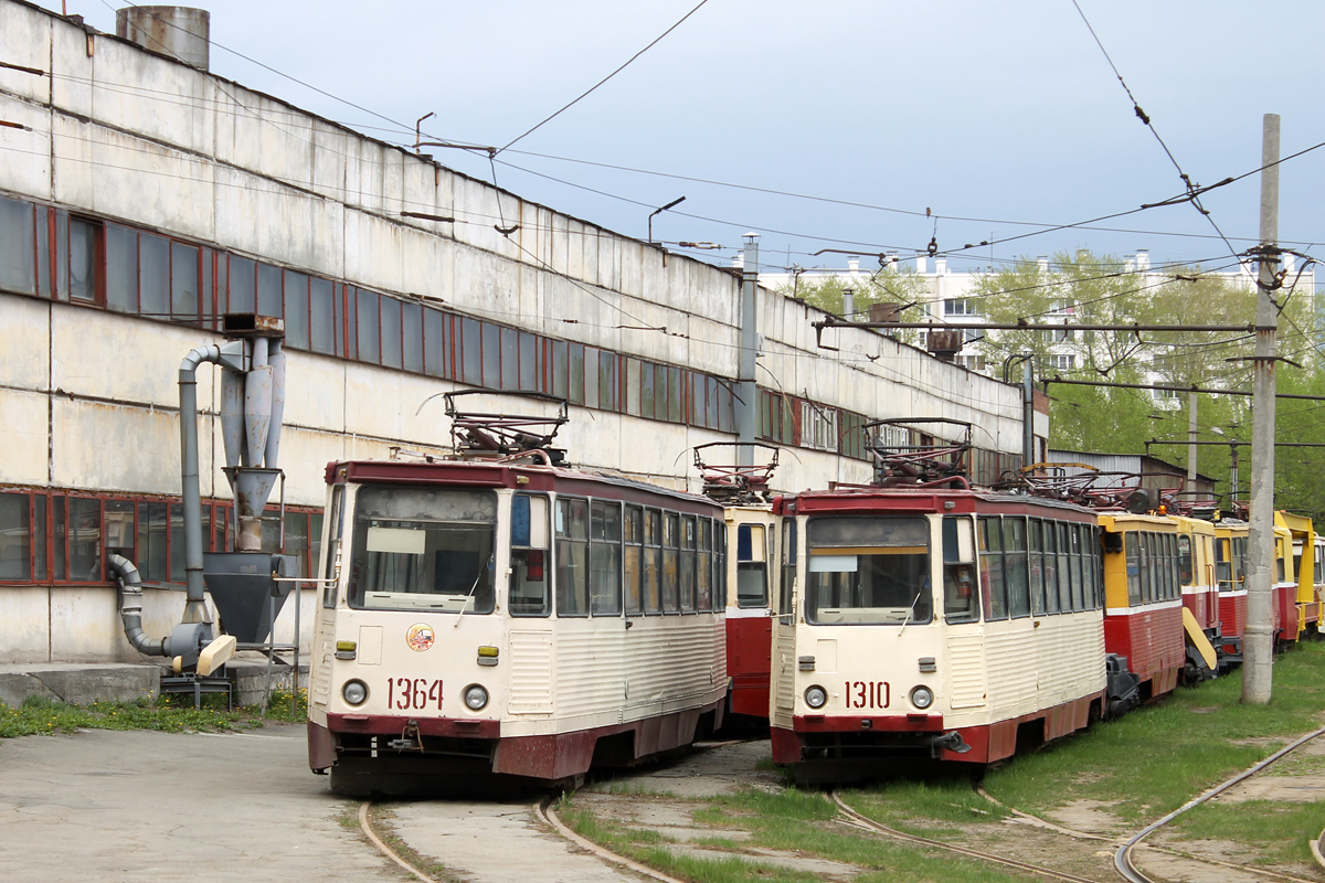 Tšeljabinsk, 71-605 (KTM-5M3) № 1364; Tšeljabinsk, 71-605 (KTM-5M3) № 1310