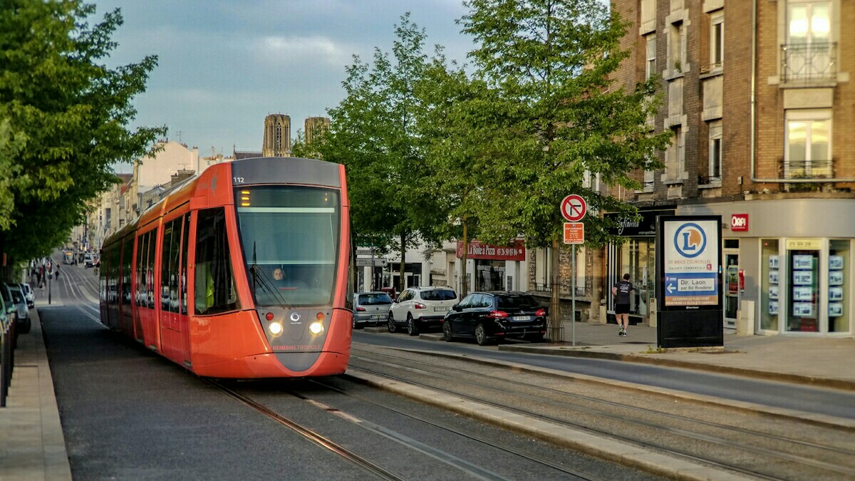 Reims, Alstom Citadis 302 N°. 112
