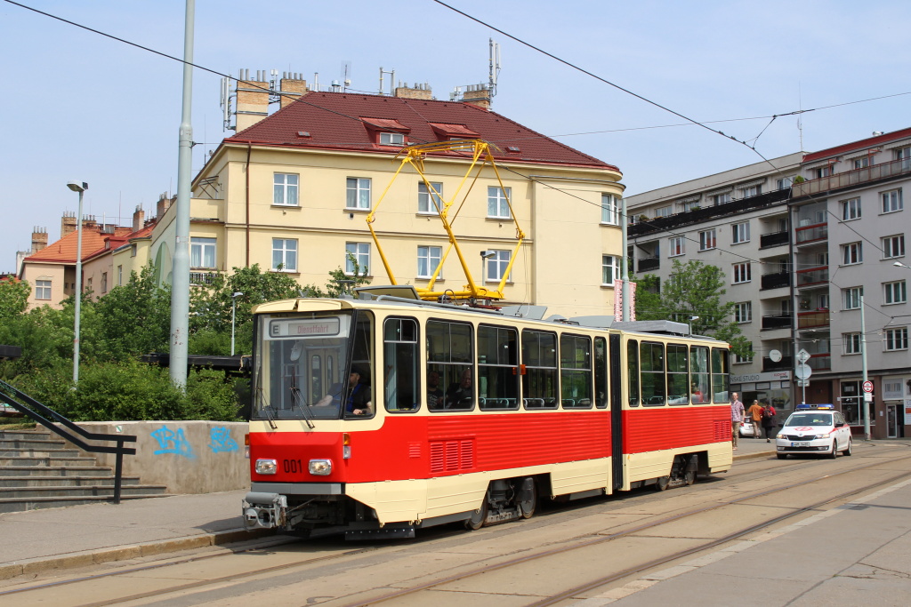 Потсдам, Tatra KT4D № 001; Прага — Завод ЧКД Татра