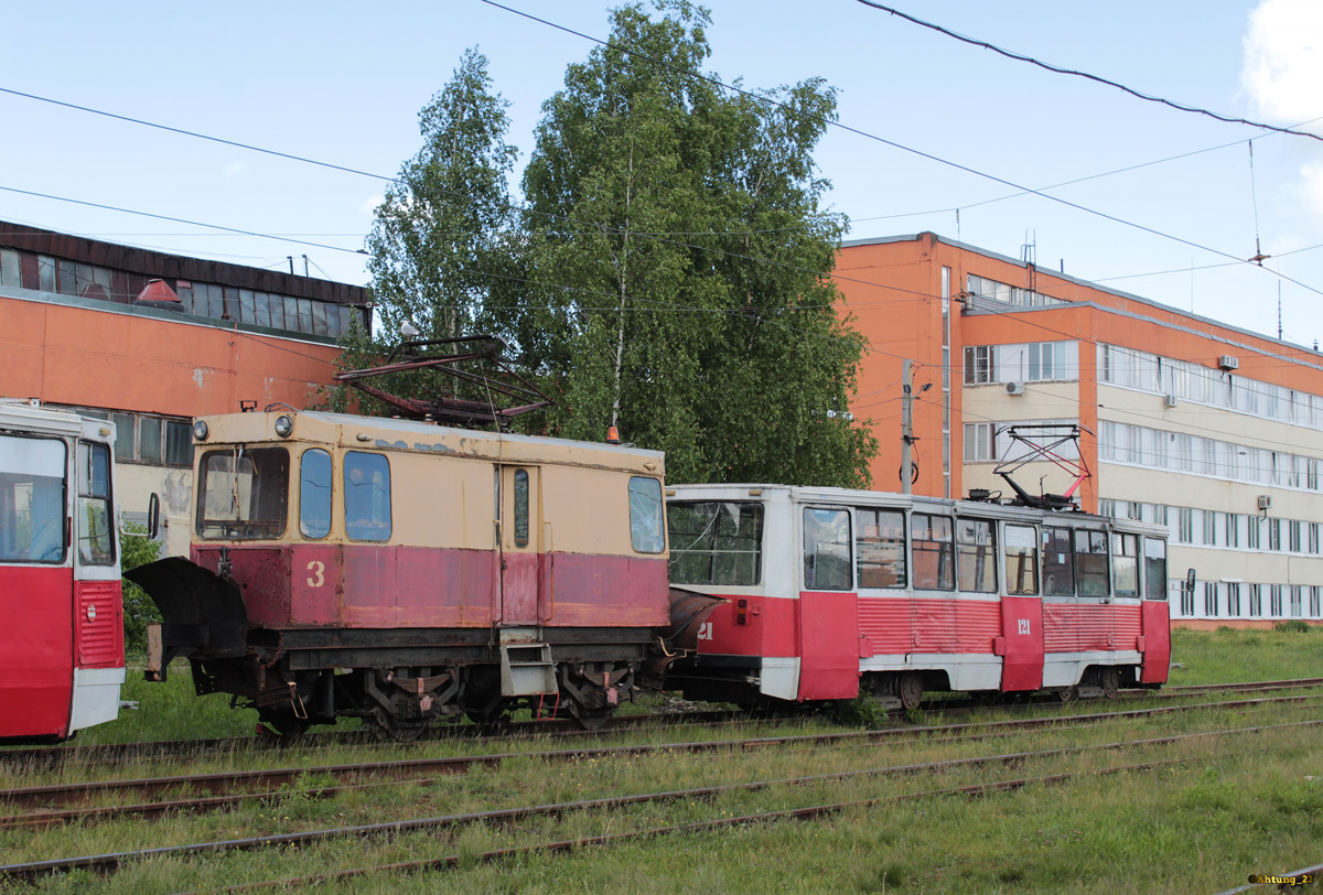 Yaroslavl, GS-4 # ГС-3; Yaroslavl, 71-605 (KTM-5M3) # 121