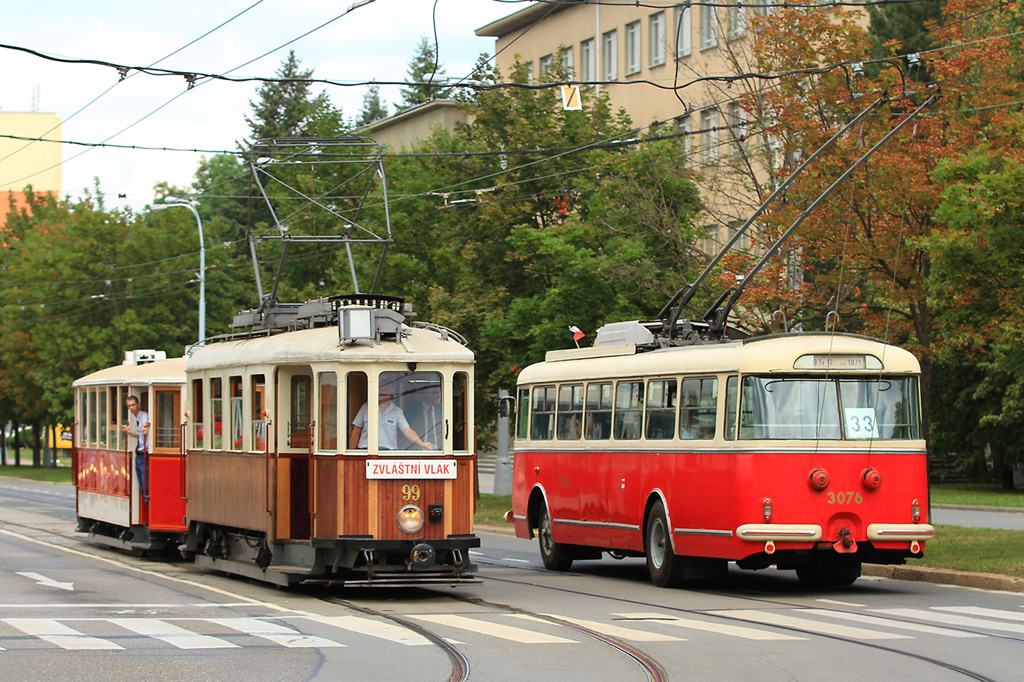 Brno, KPS mv6.2 nr. 99; Brno, Škoda 9Tr17 nr. 3076