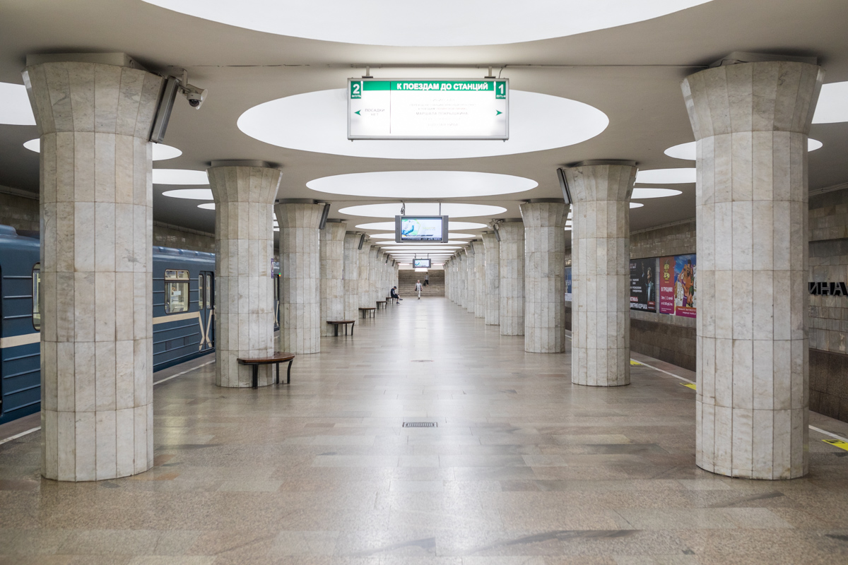 Novoszibirszk — Dzerzhinskaya Line — Ploschad Garina-Mikhaylovskogo station