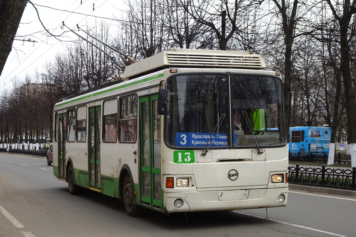 Yaroslavl, LiAZ-5280 (VZTM) Nr 13