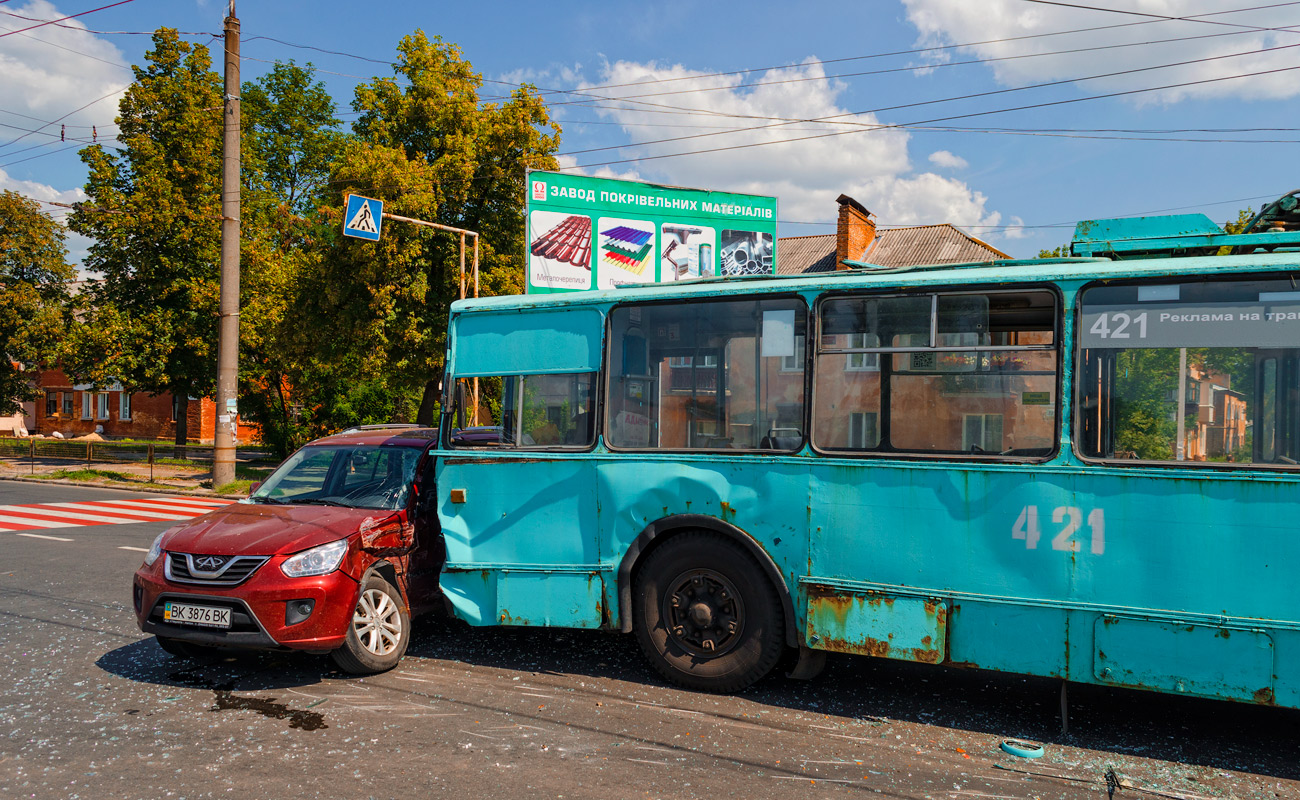 Чернигов, ЗиУ-682В-013 [В0В] № 421; Чернигов — Нештатные ситуации