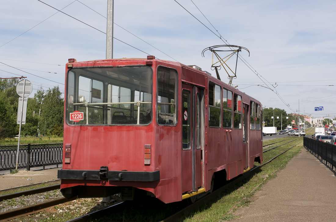 Казань, 71-402 № 1226