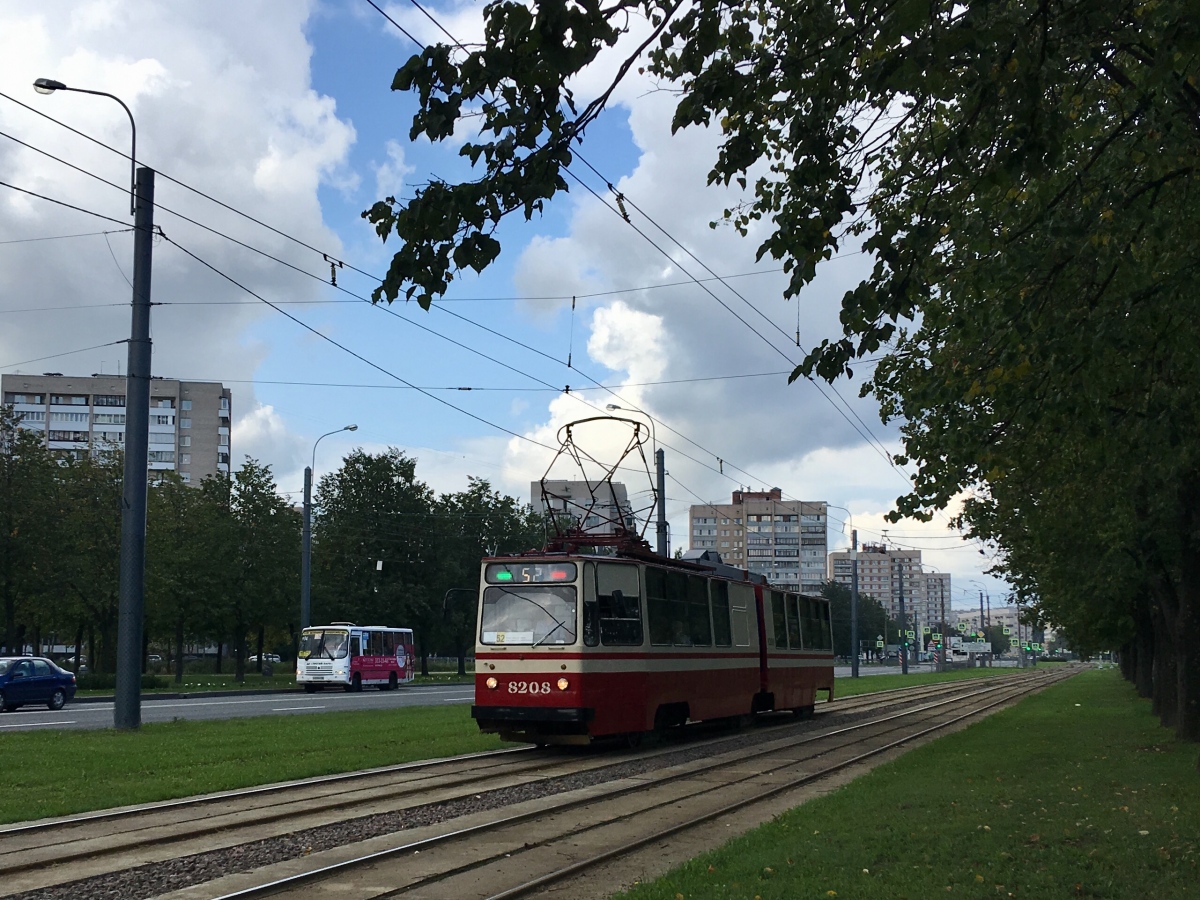 Sankt Petersburg, LVS-86K Nr 8208