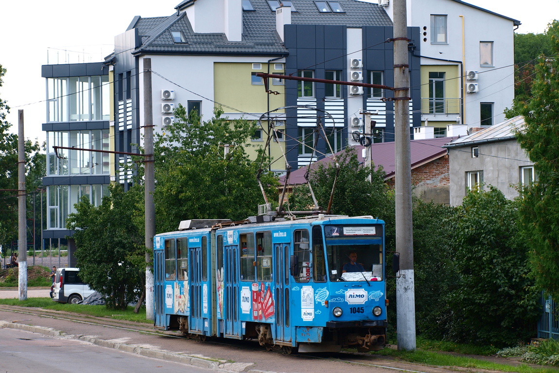 Львов, Tatra KT4SU № 1045