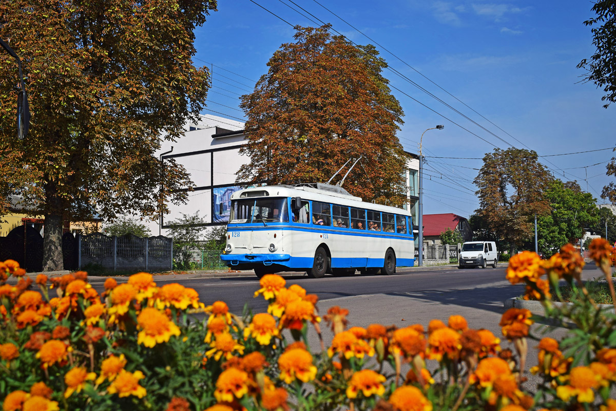 Ровно, Škoda 9TrHT28 № 128