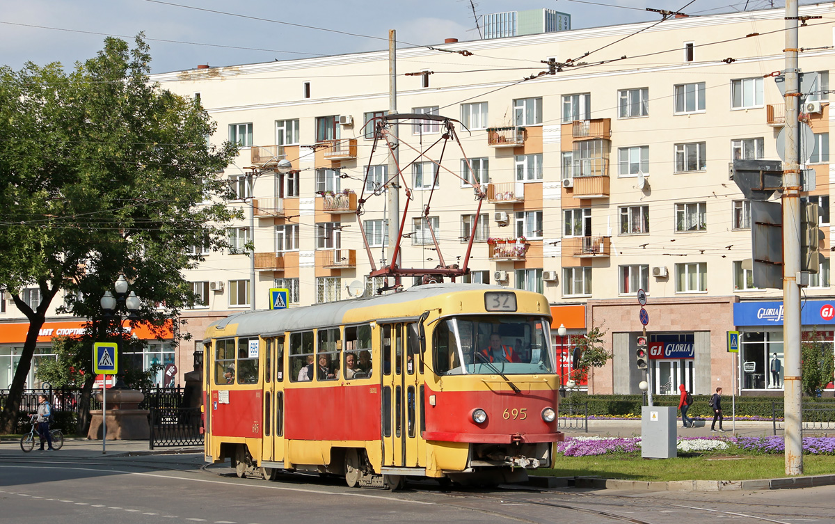 Екатеринбург, Tatra T3SU № 695