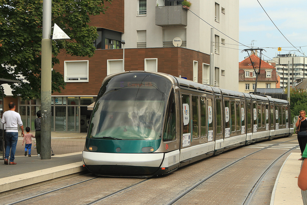 Strassburg, Bombardier Eurotram (Flexity Outlook) Nr. 1066