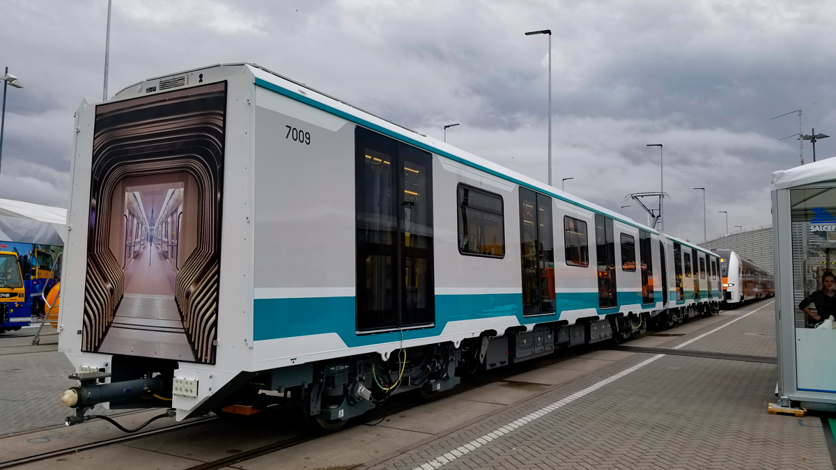 София, Siemens Inspiro SF № 7009; Берлин — InnoTrans 2018