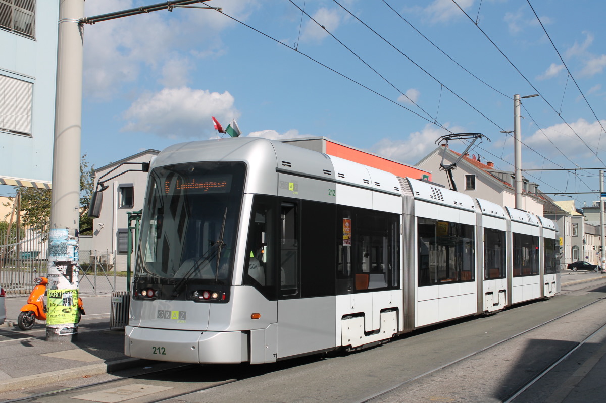 Graz, Stadler Variobahn č. 212