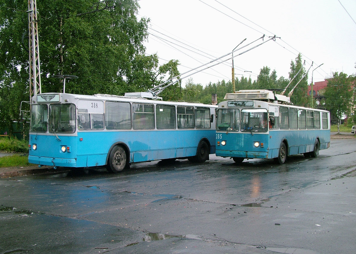 Petrozavodsk, ZiU-682G [G00] nr. 318; Petrozavodsk, ZiU-682G [G00] nr. 285