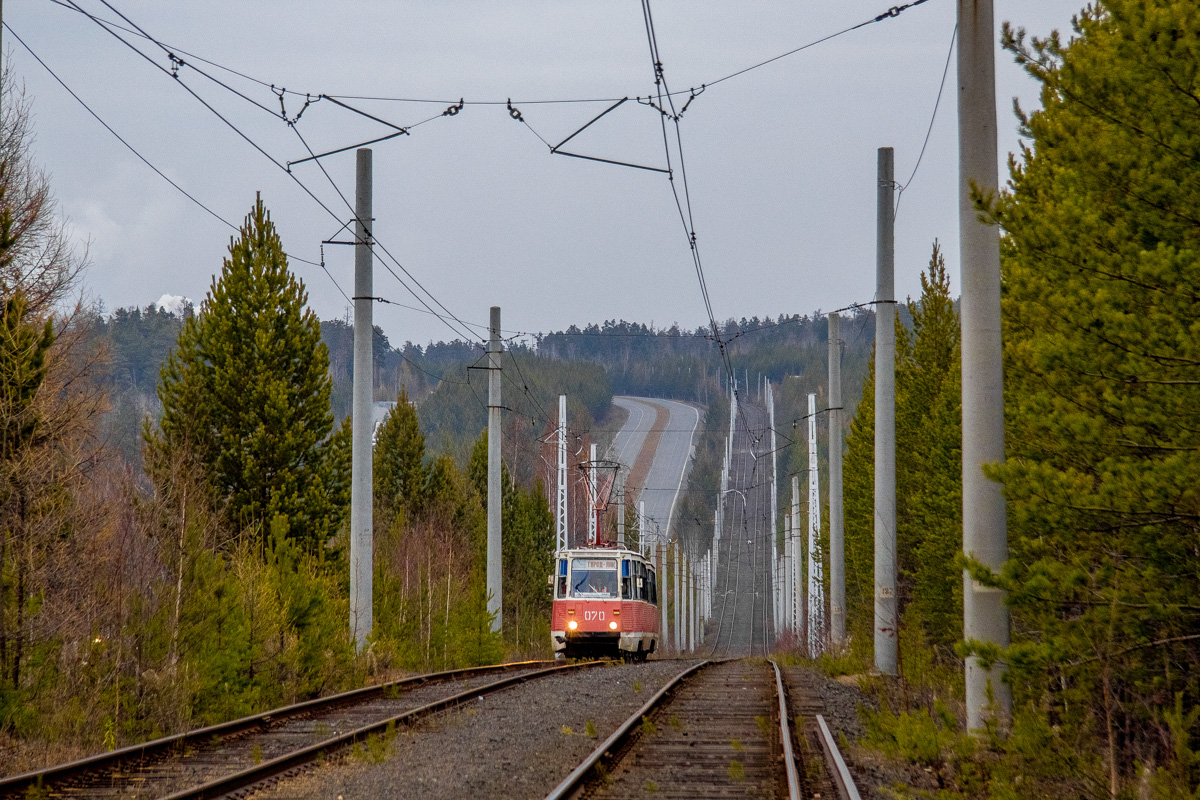 Ust-Ilimsk, 71-605 (KTM-5M3) № 070; Ust-Ilimsk, 71-605 (KTM-5M3) № 071