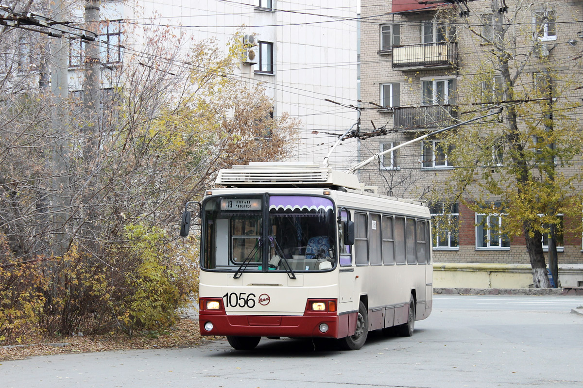 Chelyabinsk, LiAZ-5280 (VZTM) č. 1056