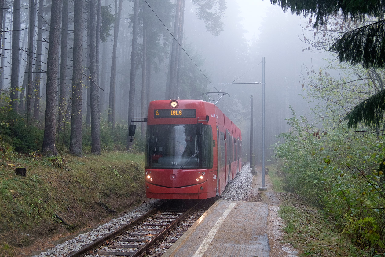 Инсбрук, Bombardier Flexity Outlook № 321