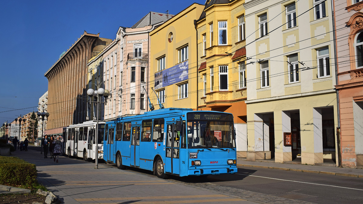 Опава, Škoda 14Tr17/6M № 76; Опава — 35 лет с вами — символическое прощание с троллейбусами 14Tr(M) / 35 let s Vami — symbolické rozlouceni s trolejbusy 14Tr(M)