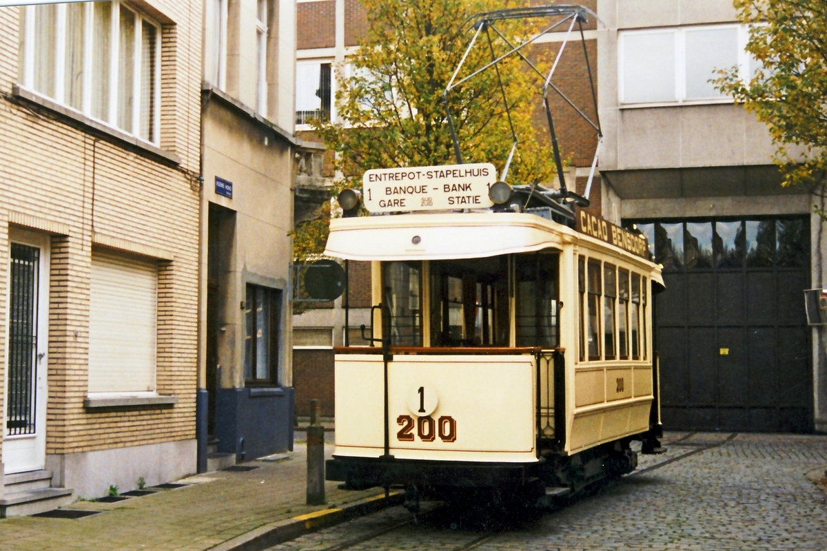 Антверпен, Двухосный моторный La Croyère № 200