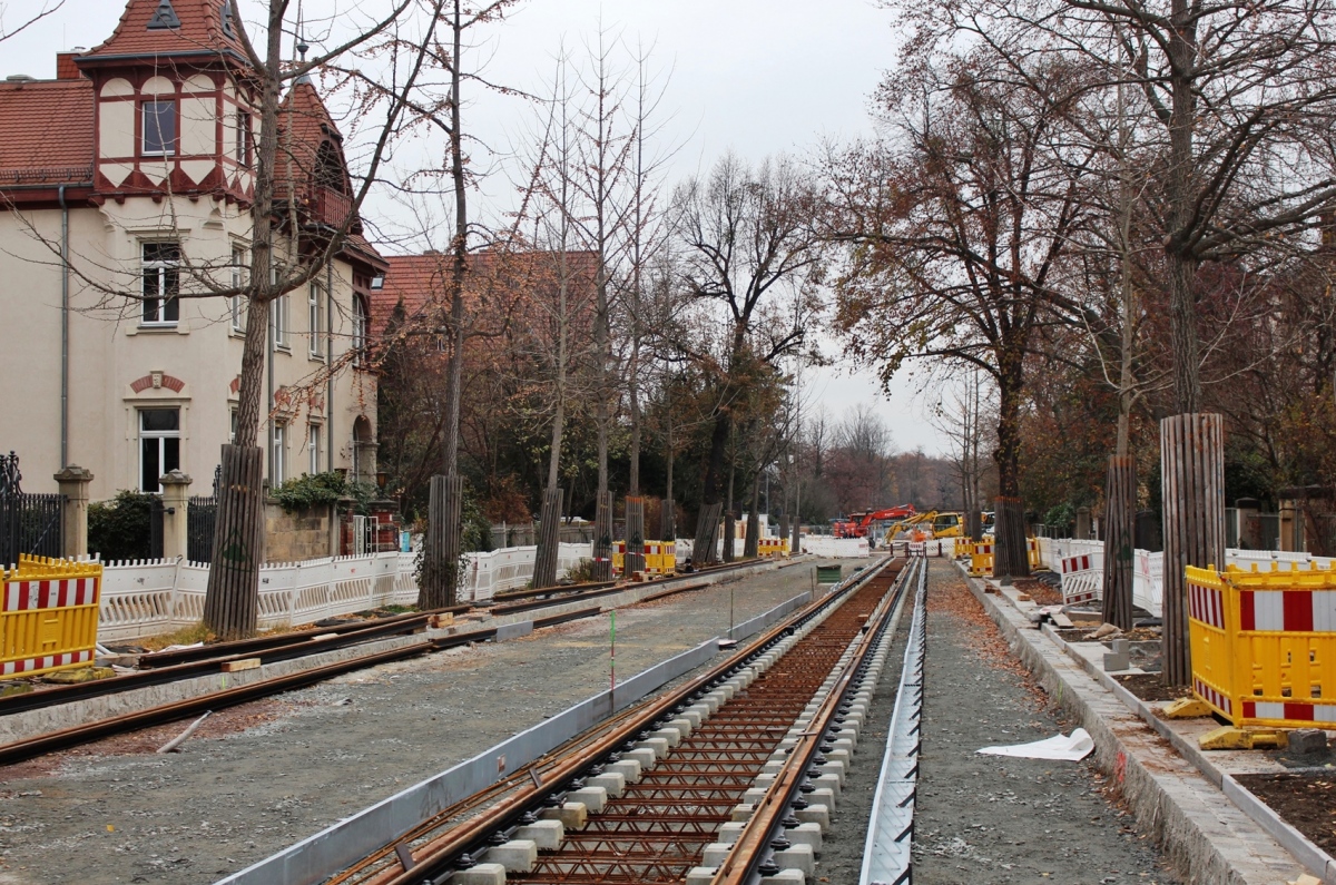 Dresde — Stadtbahn 2020: Tramway construction at Oskarstraße / Tiergartenstraße • Stadtbahn 2020: Baustelle Oskarstraße / Tiergartenstraße
