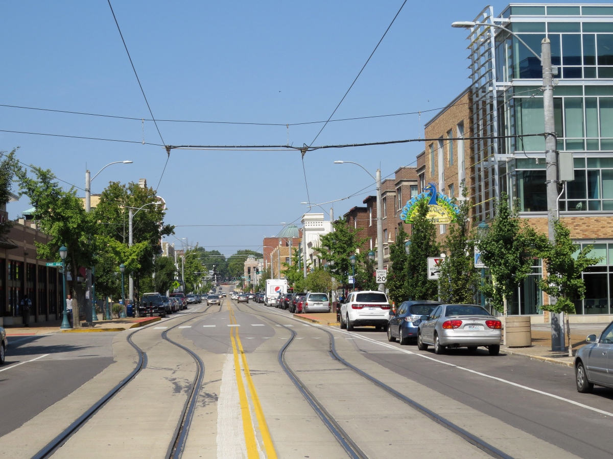 St. Louis — The Loop Trolley — Lines and Infrastructure