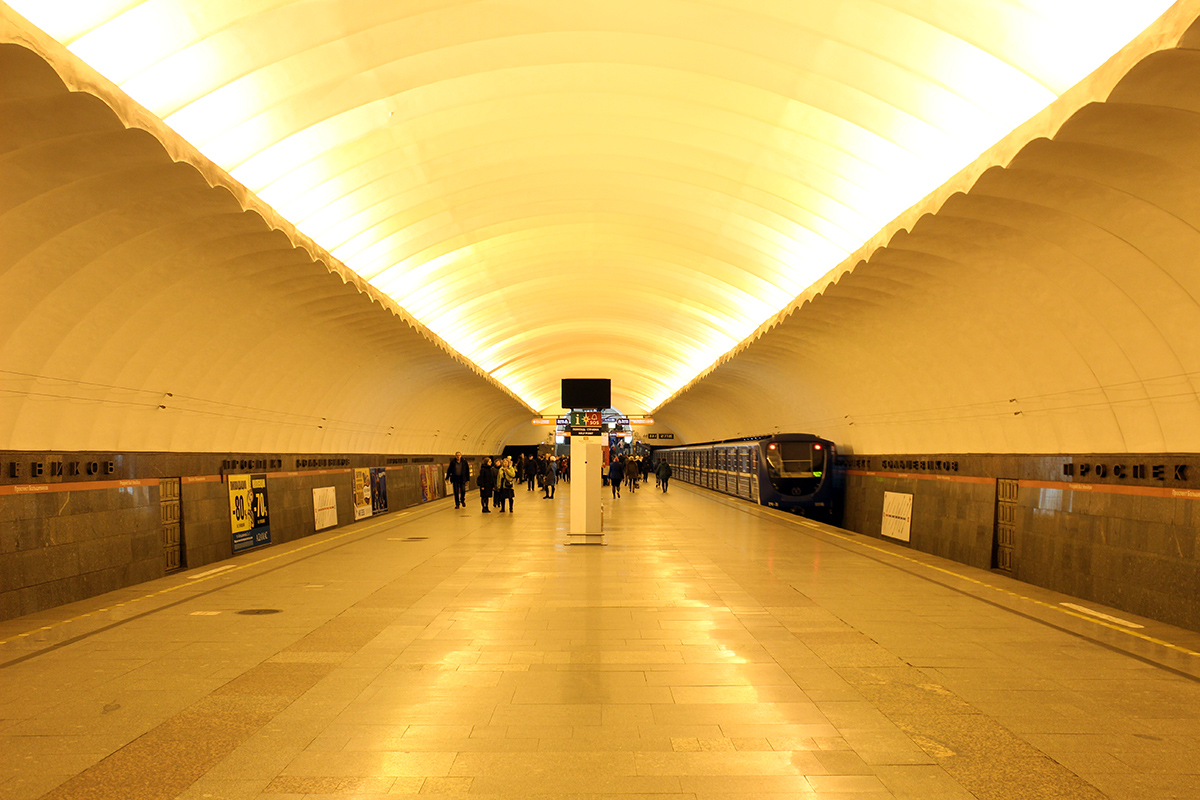 St Petersburg — Metro — Line 4