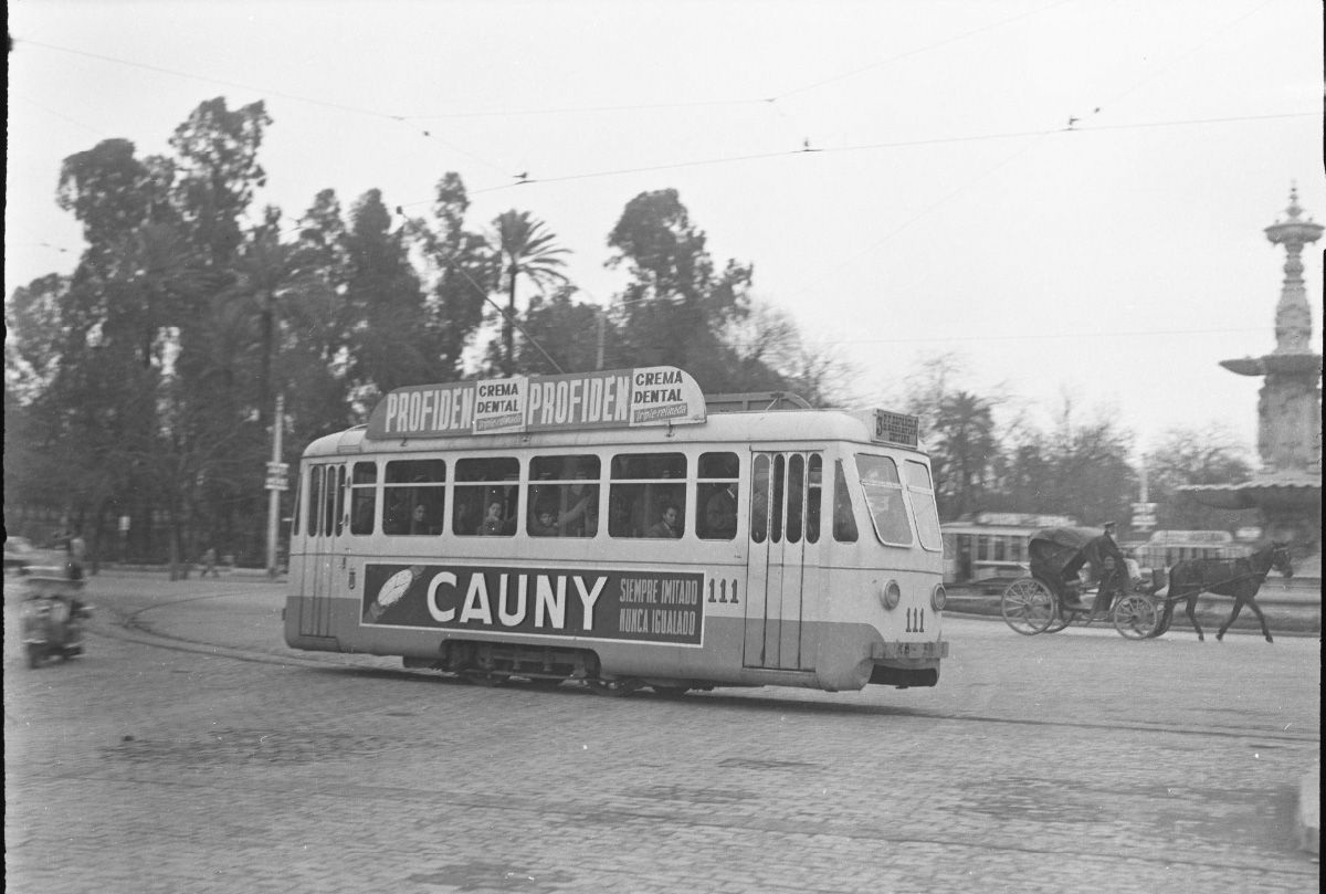 Sevilla, Carde y Escoriaza 2-axle motor car # 111