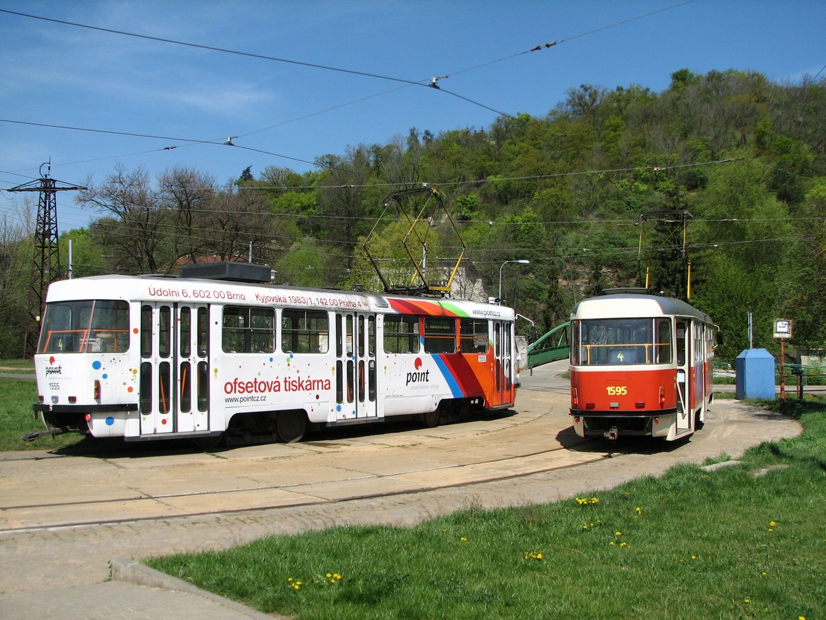 Brno, Tatra T3M nr. 1555; Brno, Tatra T3P nr. 1595