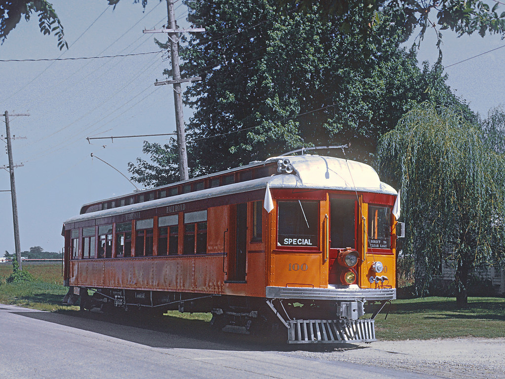 Mason City, McGuire-Cummings interurban motor car č. 100