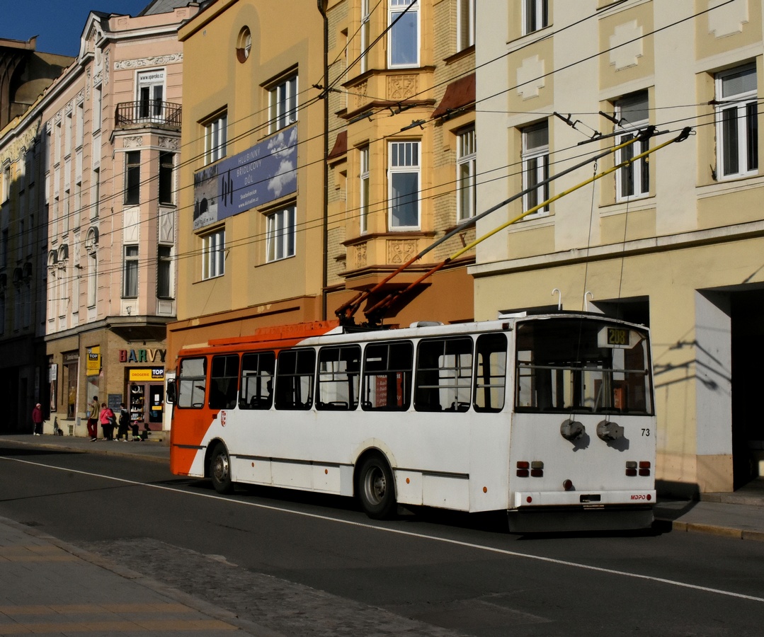 Opava, Škoda 14Tr17/6M nr. 73; Opava — 35 years in service — Bid farewell to trolleybuses 14Tr(M) / 35 let s Vami — symbolické rozlouceni s trolejbusy 14Tr(M)