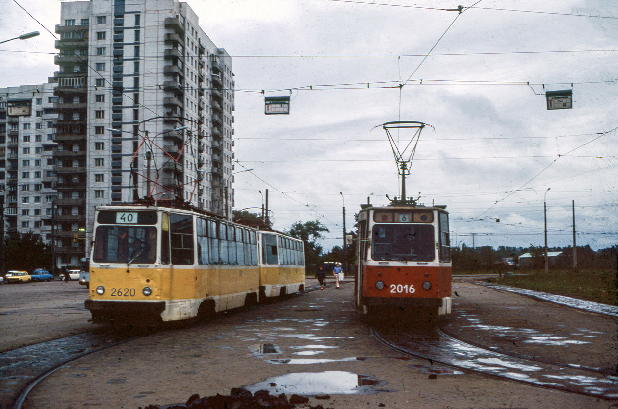 Санкт-Петербург, ЛМ-68М № 2620; Санкт-Петербург, ЛВС-86К № 2016