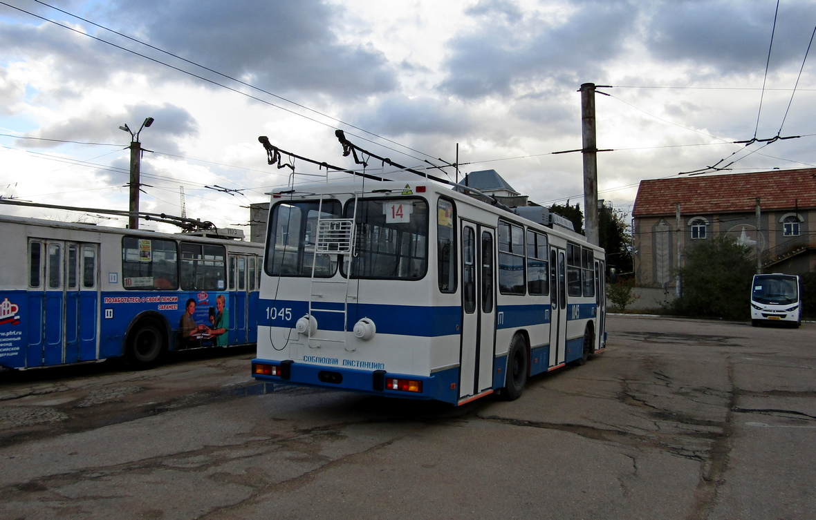Sevastopol, YMZ T2 č. 1045