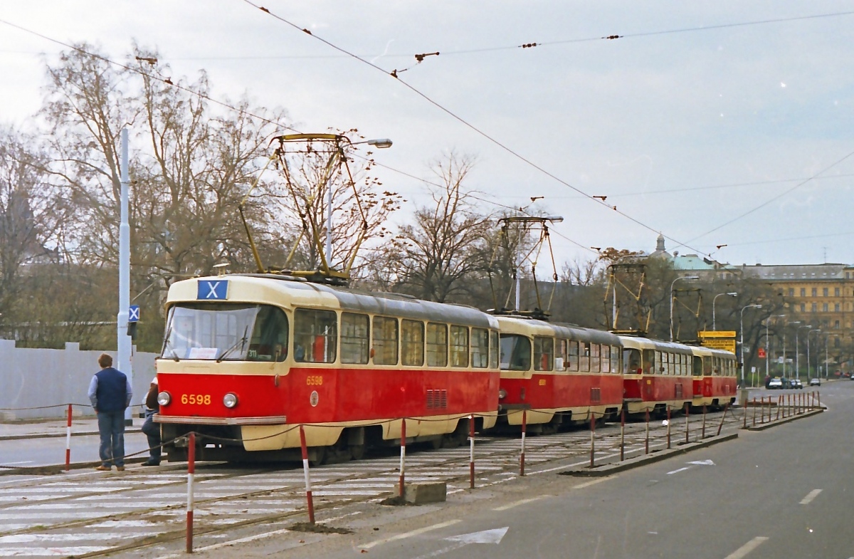 Прага, Tatra T3 № 6598