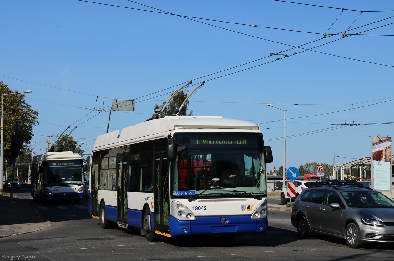 Рига, Škoda 24Tr Irisbus Citelis № 18045