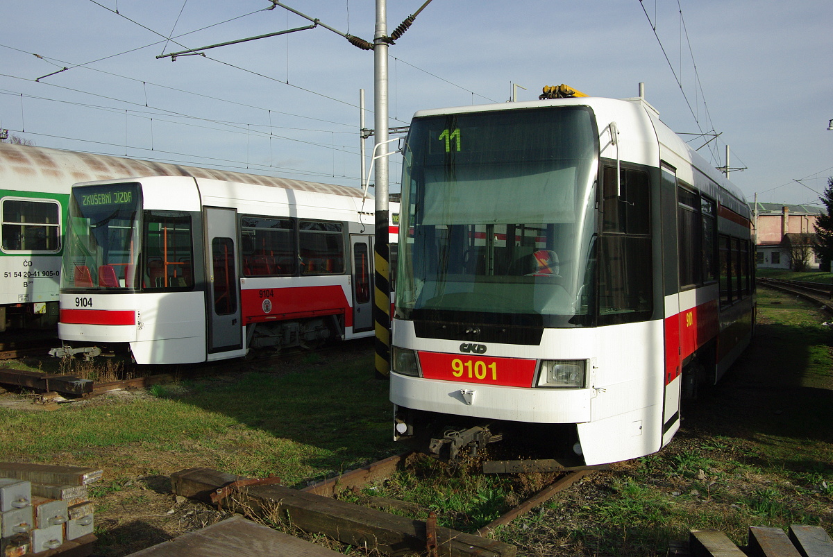 Прага, Tatra RT6N2 № 9101; Прага, Tatra RT6N1 № 9104