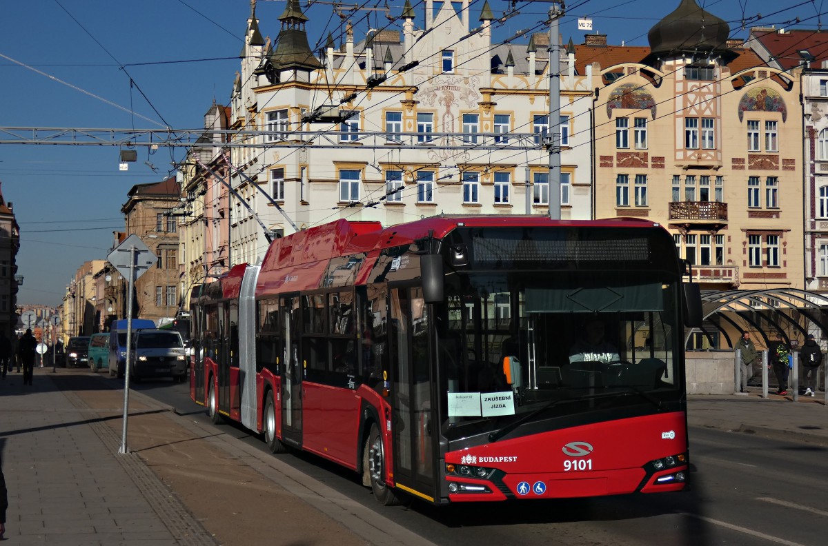 Budapest, Solaris Trollino IV 18 Škoda Nr. 9101; Pilsen — Nové trolejbusy a elektrobusy Škoda / New Škoda trolleybuses and electric buses