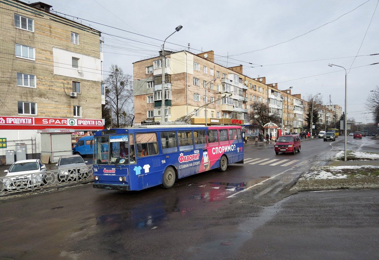 Ровно, Škoda 14Tr89/6 № 114