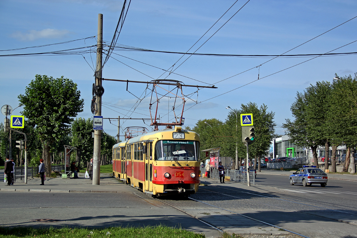 Jekaterinburg, Tatra T3SU Nr. 054